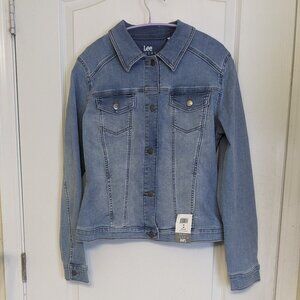 NWT Lee Indigo Classic Denim Jacket Medium Wash Timeless Size Medium- New